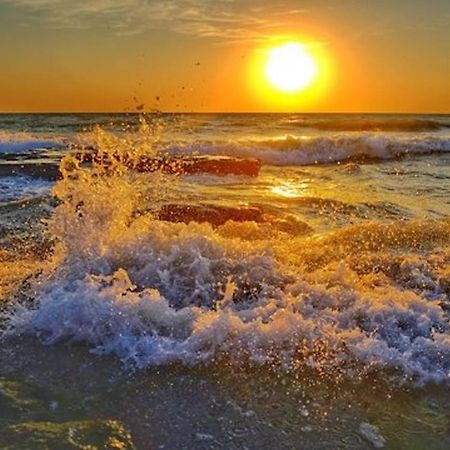 Sunrise Luxury Apartments Navodari Bagian luar foto