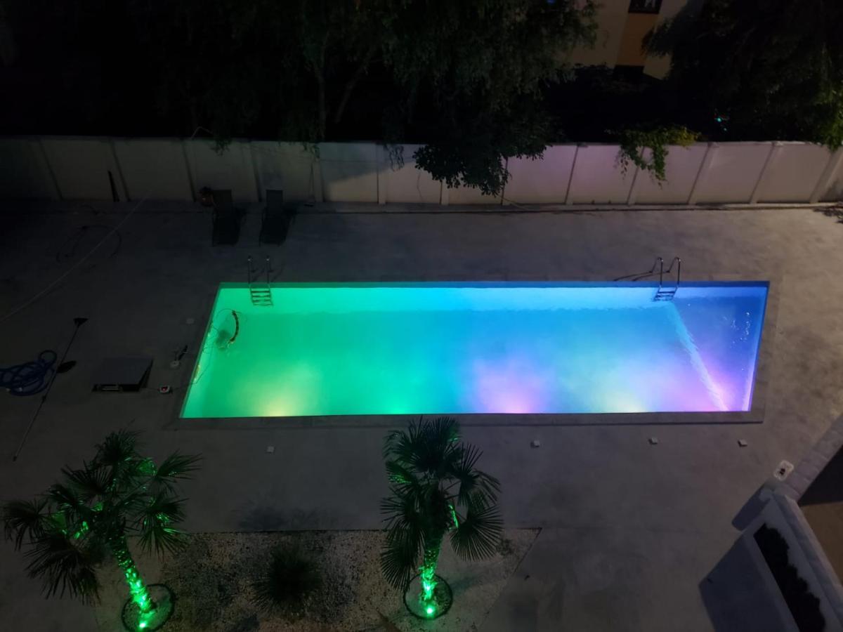 Sunrise Luxury Apartments Navodari Bagian luar foto