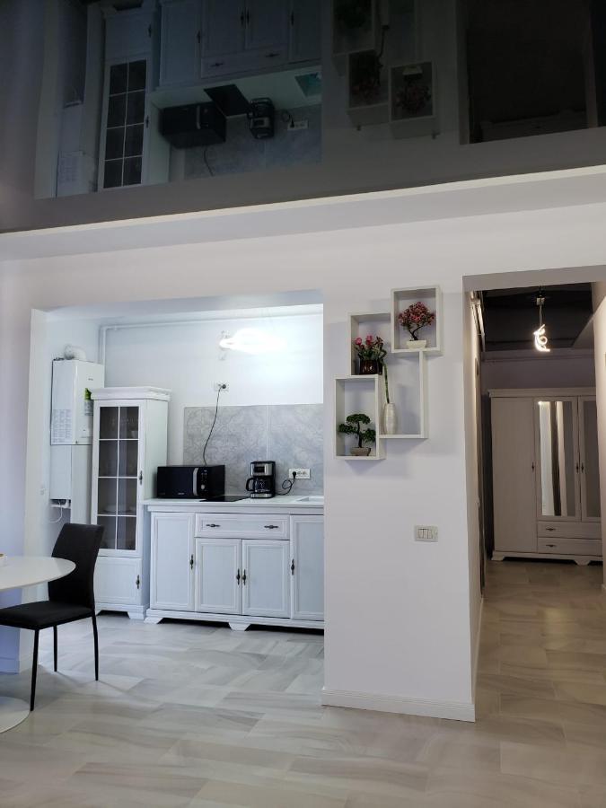 Sunrise Luxury Apartments Navodari Bagian luar foto